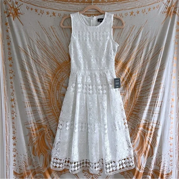 Lulu’s Madly in Love White Lace Midi Dress Size XS - Picture 9 of 14